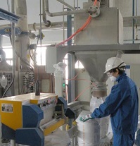 稱重式灌裝機(jī)案例